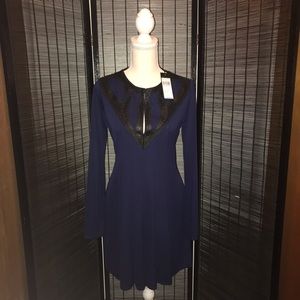 BCBGMAXAZRIA “Jaena”